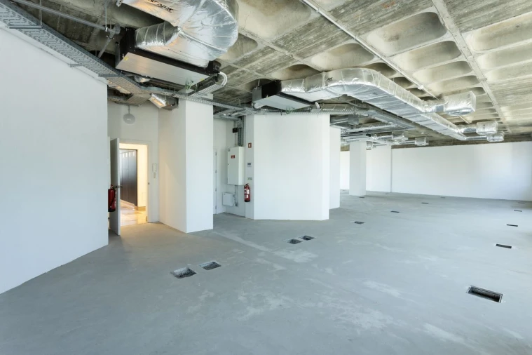 Escritório para Arrendamento em Campolide Foto 10