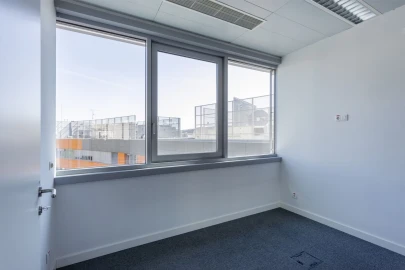 Escritório para Arrendamento em Algés, Linda-A-Velha e Cruz Quebrada-Dafundo