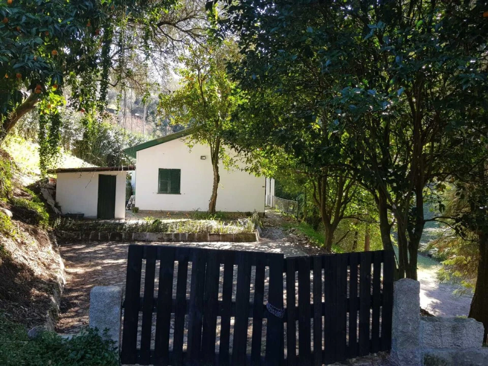 Moradia T2 para Venda em Salamonde Foto 22