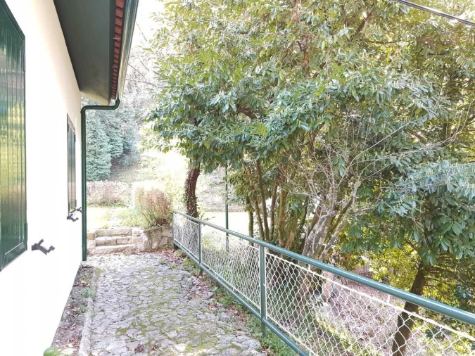 Moradia T2 para Venda em Salamonde Foto 14