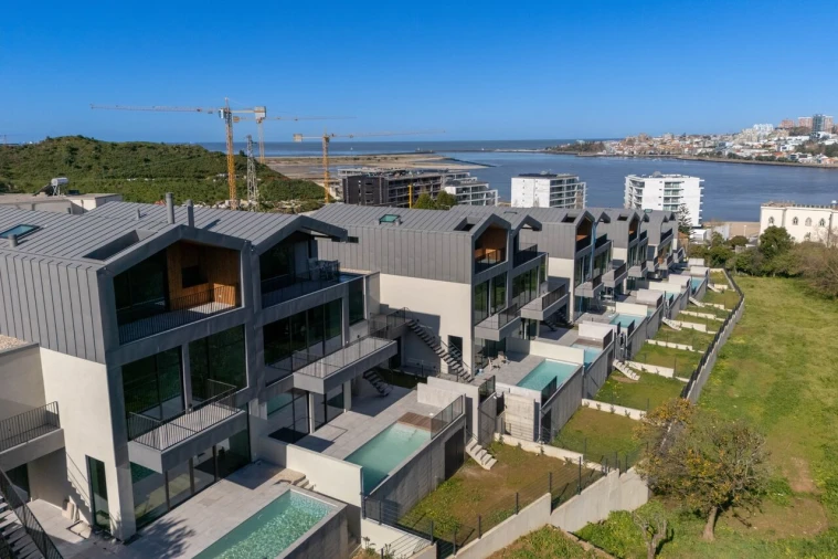 Moradia T5 para Venda em Canidelo Foto 36