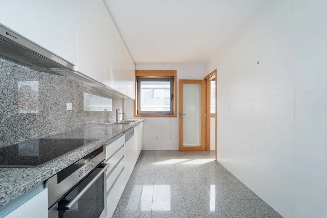 Apartamento T4 para Venda em Matosinhos e Leça da Palmeira Foto 13