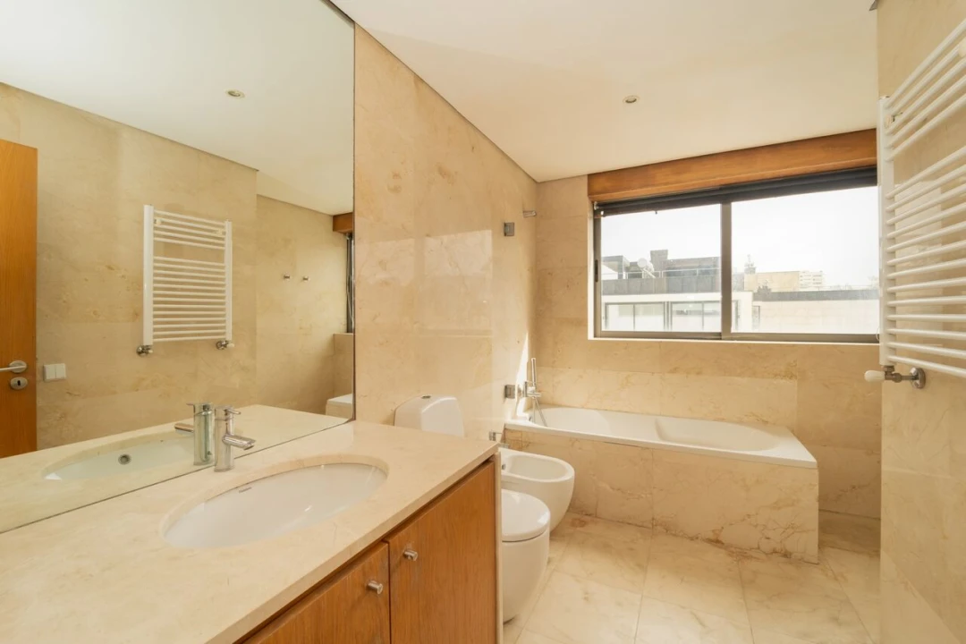 Apartamento T4 para Venda em Matosinhos e Leça da Palmeira Foto 23