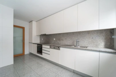 Apartamento T4 para Venda em Matosinhos e Leça da Palmeira