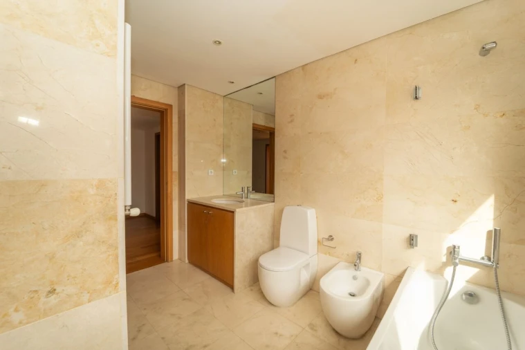 Apartamento T4 para Venda em Matosinhos e Leça da Palmeira Foto 25