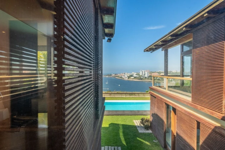 Moradia T6 para Venda em Santa Marinha e São Pedro da Afurada Foto 18