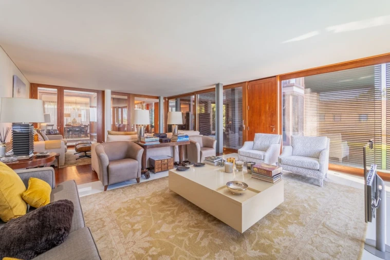 Moradia T6 para Venda em Santa Marinha e São Pedro da Afurada Foto 40