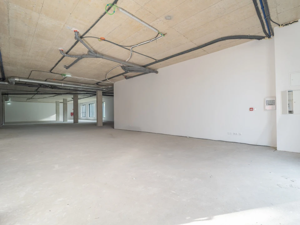 Loja para Arrendamento em São Mamede de Infesta e Senhora da Hora Foto 6