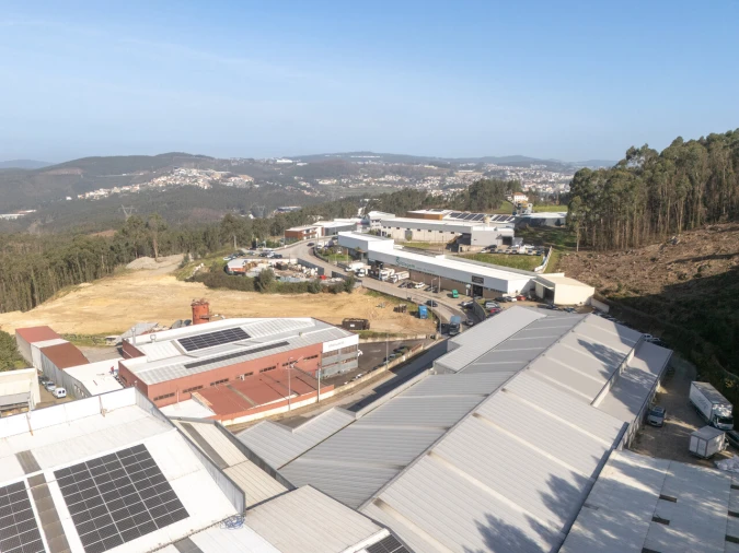 Armazém para Venda em Rebordosa Foto 16