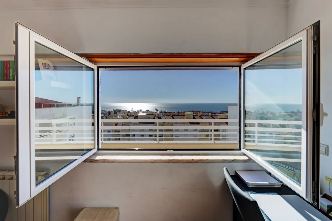 Apartamento T5 para Venda em Carcavelos e Parede Foto 36