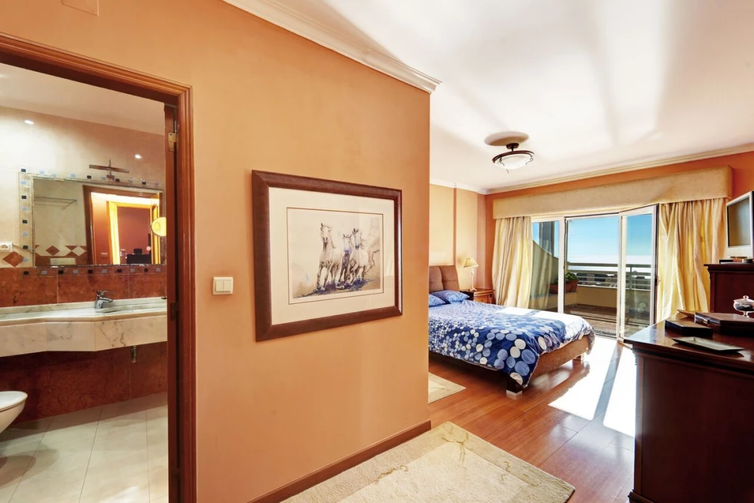 Apartamento T5 para Venda em Carcavelos e Parede Foto 15