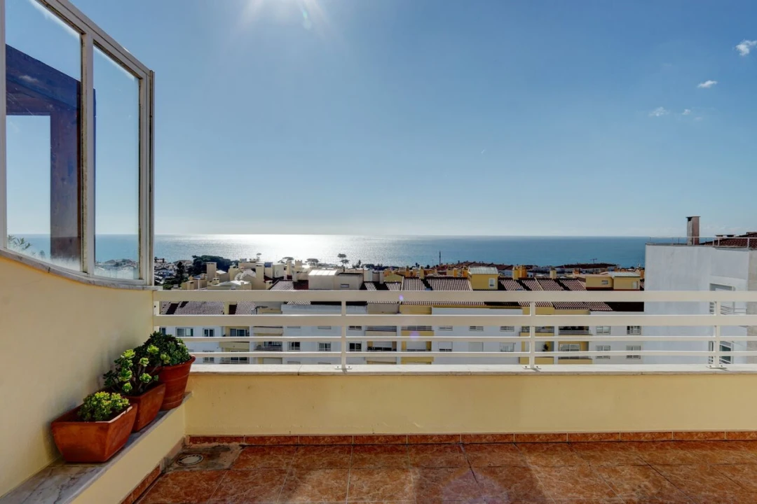 Apartamento T5 para Venda em Carcavelos e Parede Foto 35