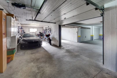 Apartamento T5 para Venda em Carcavelos e Parede