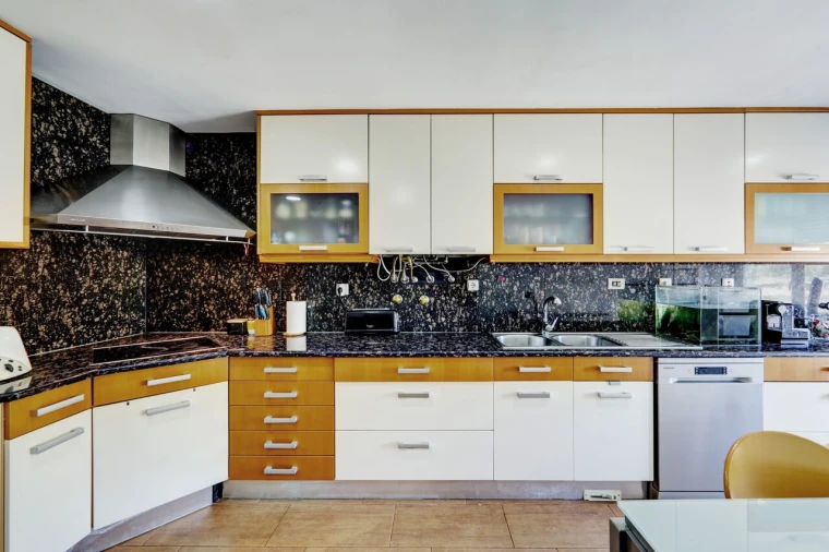 Apartamento T5 para Venda em Carcavelos e Parede Foto 5