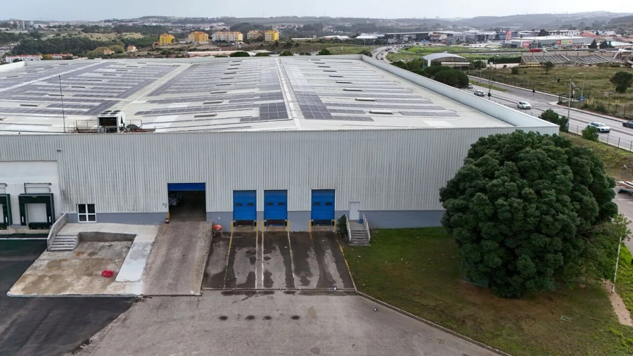 Armazém para Arrendamento em Rio de Mouro Foto 18