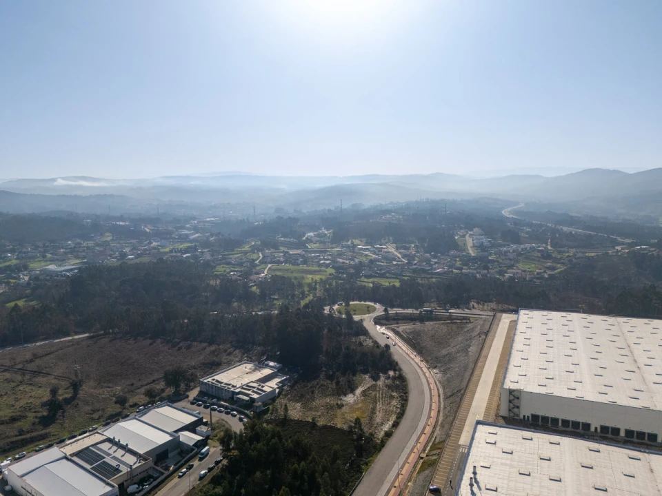 Armazém para Arrendamento em Recarei Foto 9