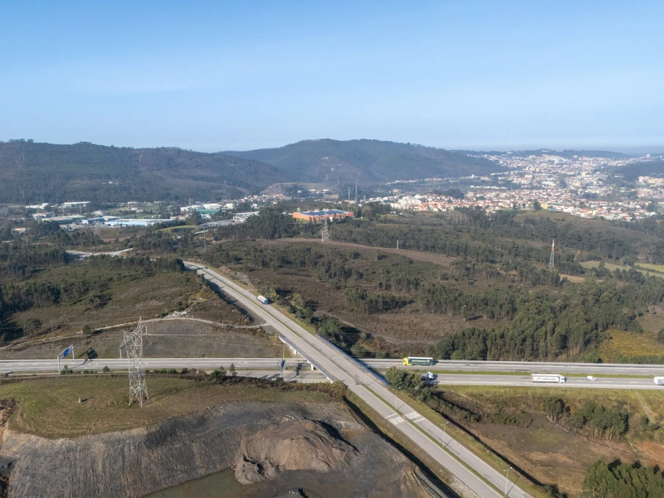 Armazém para Arrendamento em Recarei Foto 18