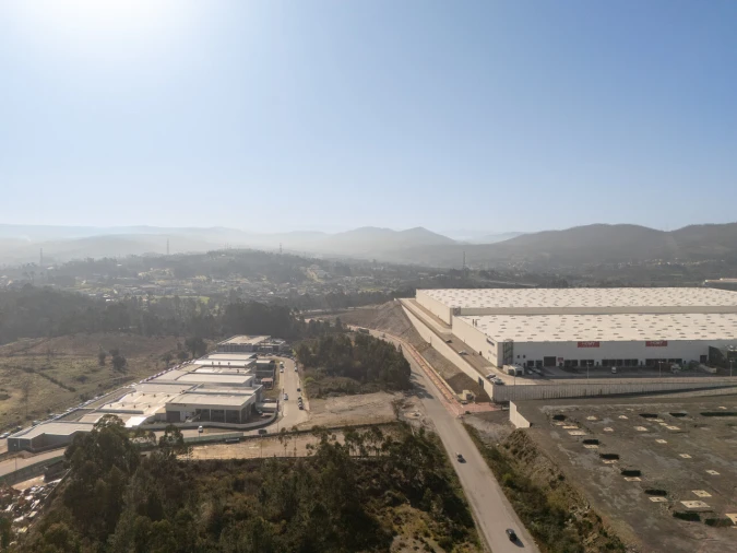 Armazém para Arrendamento em Recarei Foto 8