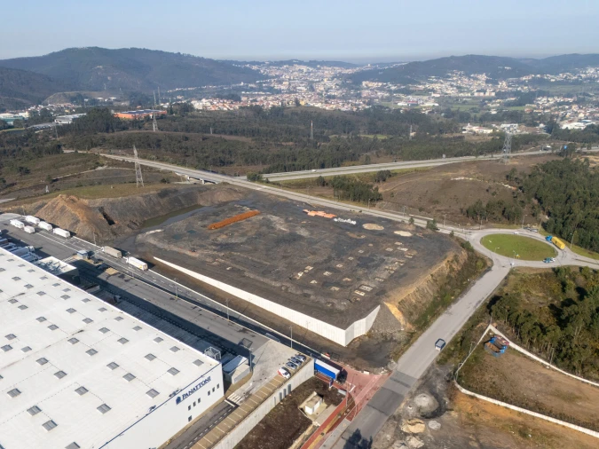 Armazém para Arrendamento em Recarei Foto 13