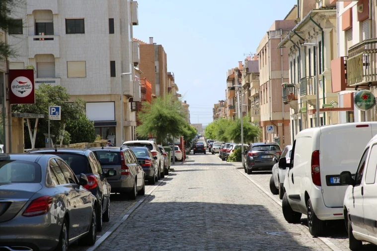 Apartamento T2 para Venda em Espinho Foto 19