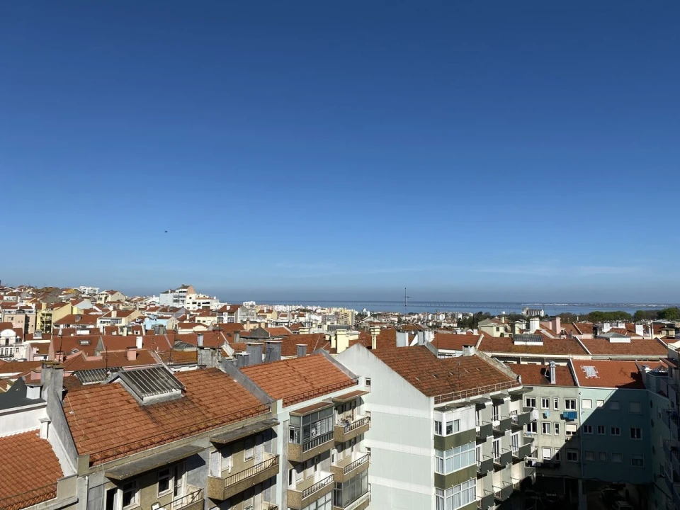 Escritório para Arrendamento em Penha de França Foto 18
