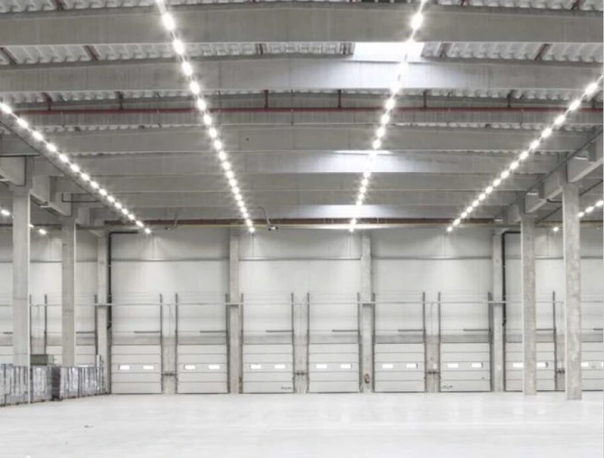 Armazém para Arrendamento em Santa Maria e São Miguel, São Martinho, São Pedro Penaferrim Foto 2