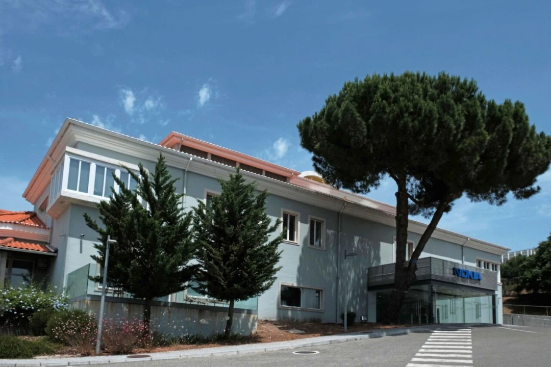 Escritório para Arrendamento em Venteira Foto 7