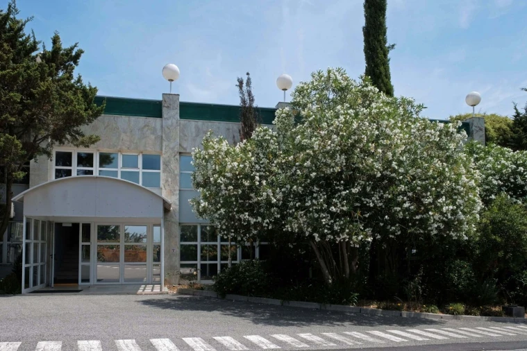 Escritório para Arrendamento em Venteira Foto 6