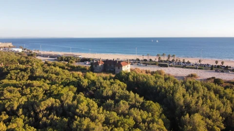 Apartamento T3 para Venda em Carcavelos e Parede