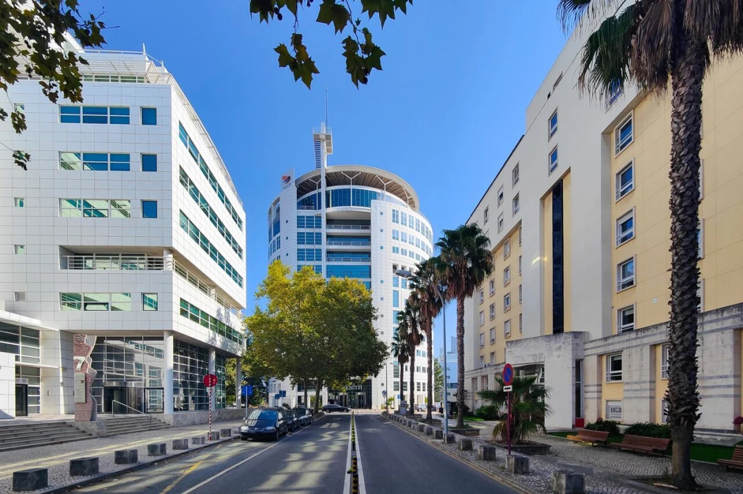 Escritório para Arrendamento em Algés, Linda-A-Velha e Cruz Quebrada-Dafundo Foto 41