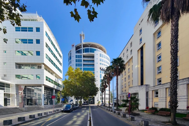 Escritório para Arrendamento em Algés, Linda-A-Velha e Cruz Quebrada-Dafundo Foto 41