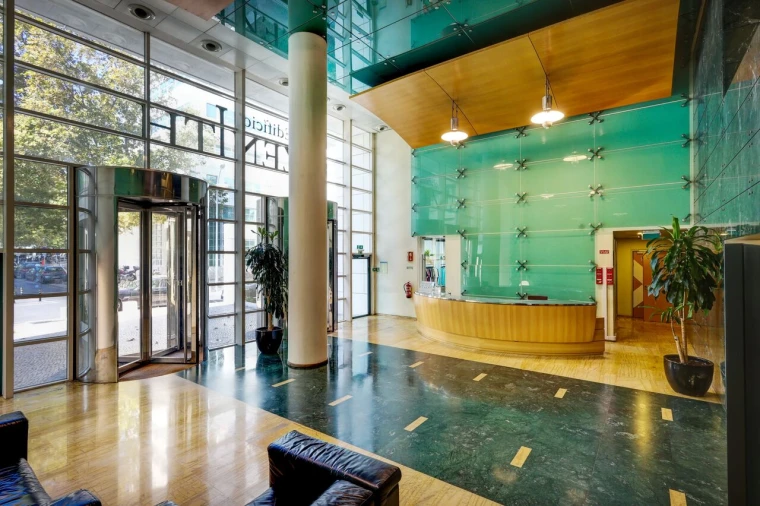 Escritório para Arrendamento em Algés, Linda-A-Velha e Cruz Quebrada-Dafundo Foto 37