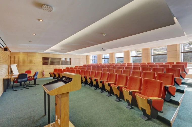 Escritório para Arrendamento em Algés, Linda-A-Velha e Cruz Quebrada-Dafundo Foto 30