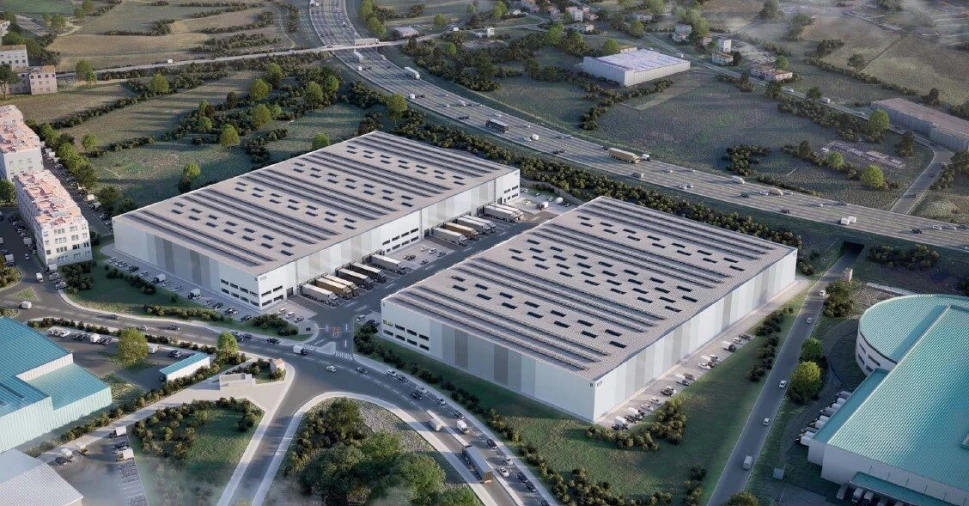 Armazém para Arrendamento em Santa Maria e São Miguel, São Martinho, São Pedro Penaferrim Foto 13