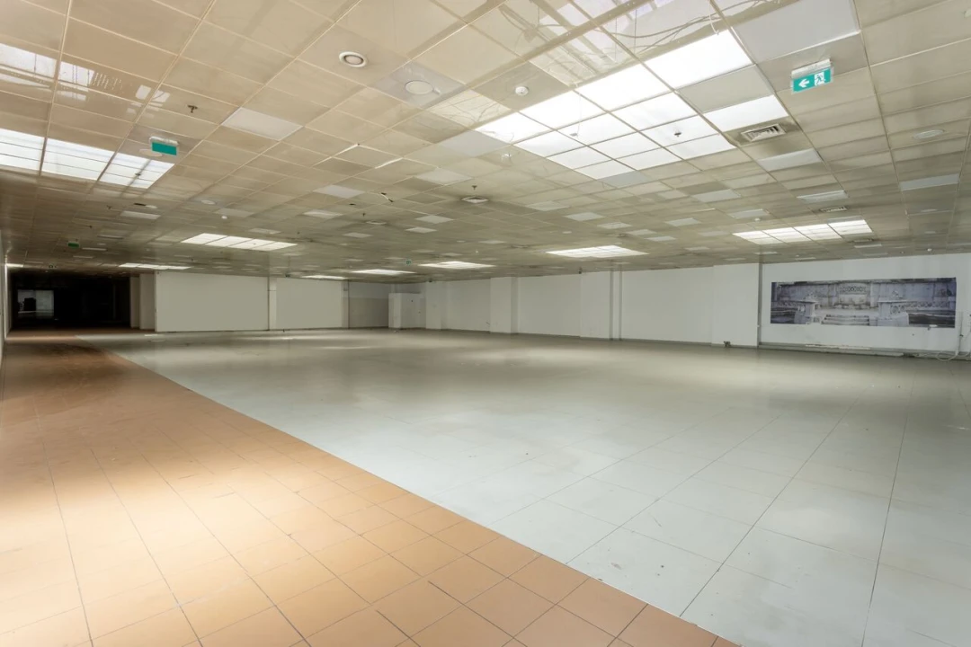 Loja para Arrendamento em Avenidas Novas Foto 8