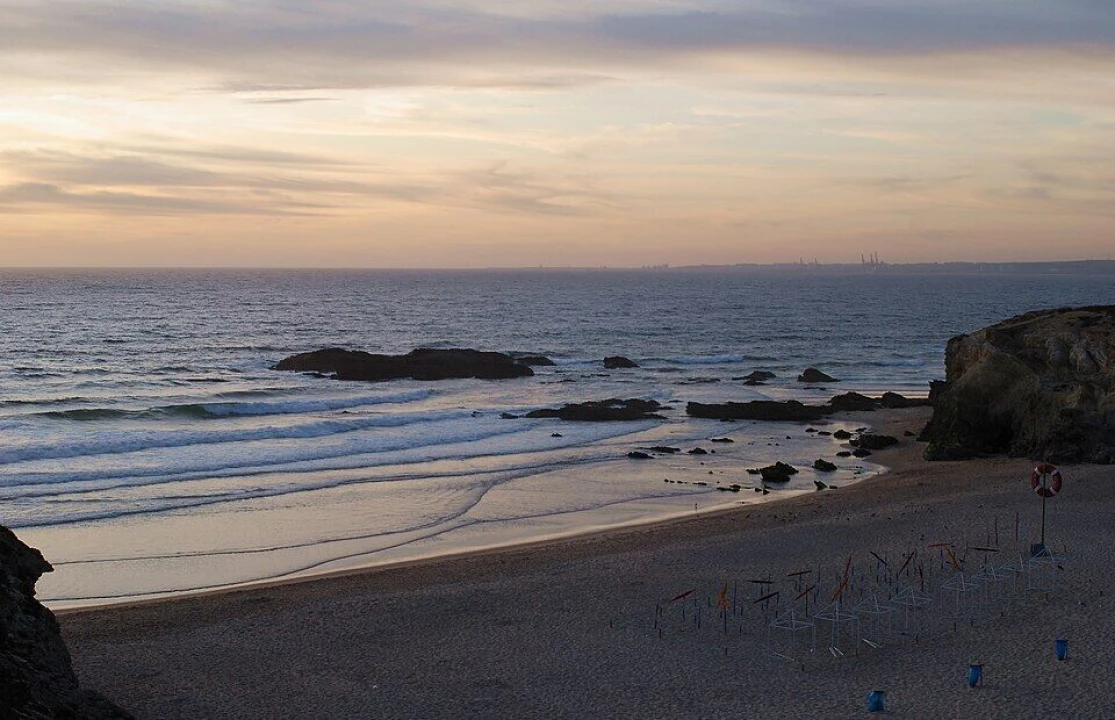 Apartamento T1 para Venda em Porto Covo Foto 10