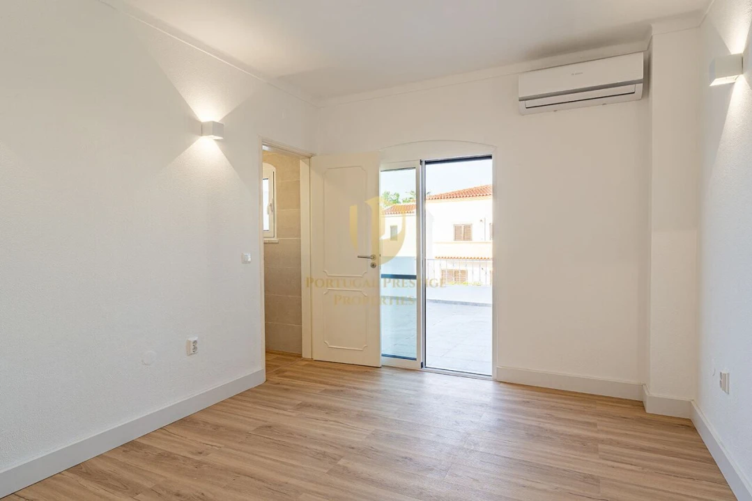 Moradia T2 para Venda em Altura Foto 15