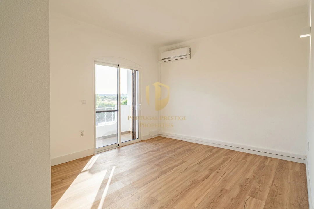 Moradia T2 para Venda em Altura Foto 24