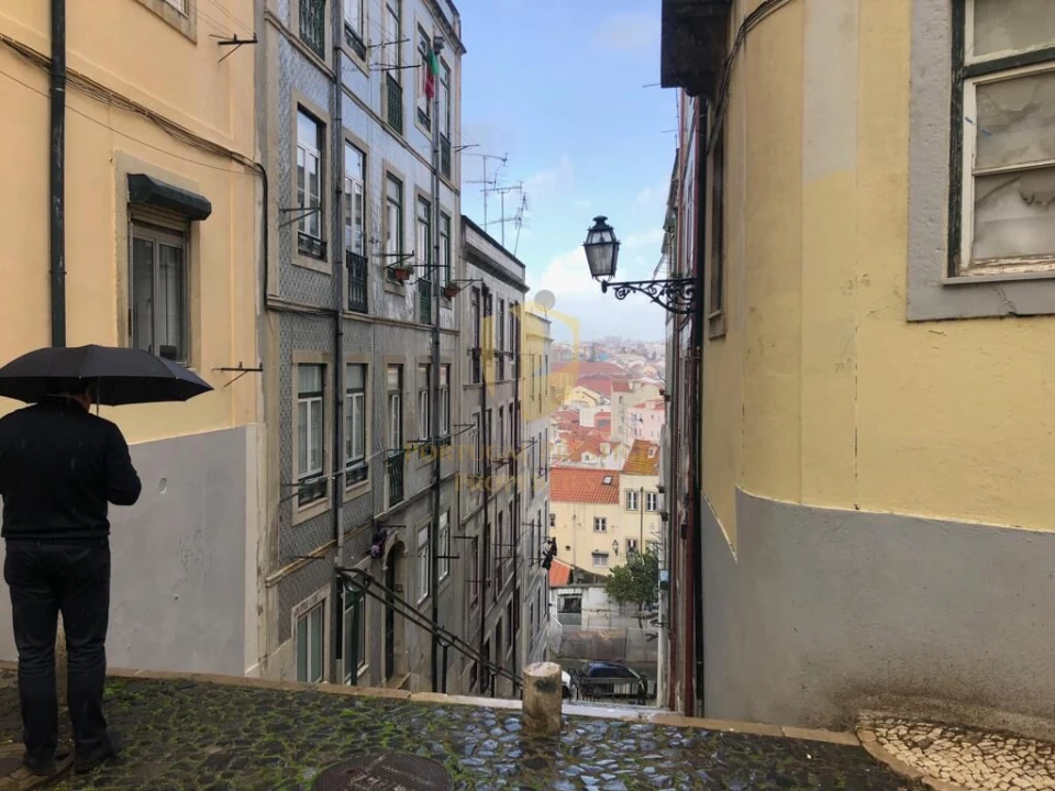 Prédio para Venda em Santa Maria Maior Foto 2