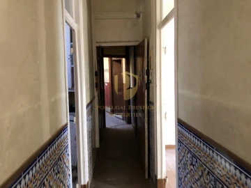 Prédio para Venda em Santa Maria Maior