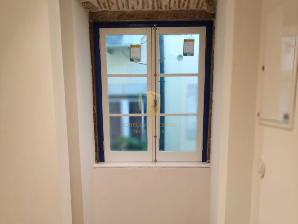 Prédio para Venda em Santa Maria Maior Foto 28