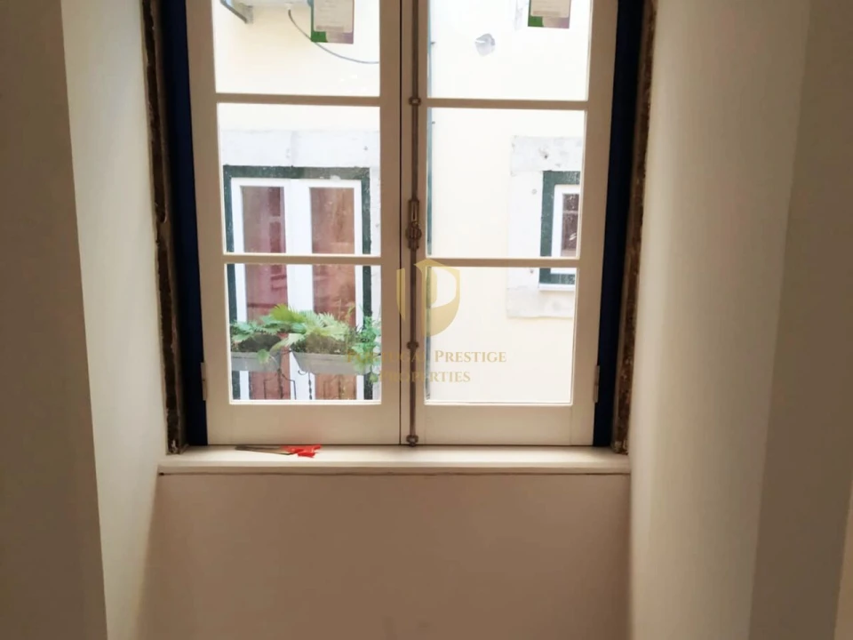 Prédio para Venda em Santa Maria Maior Foto 31