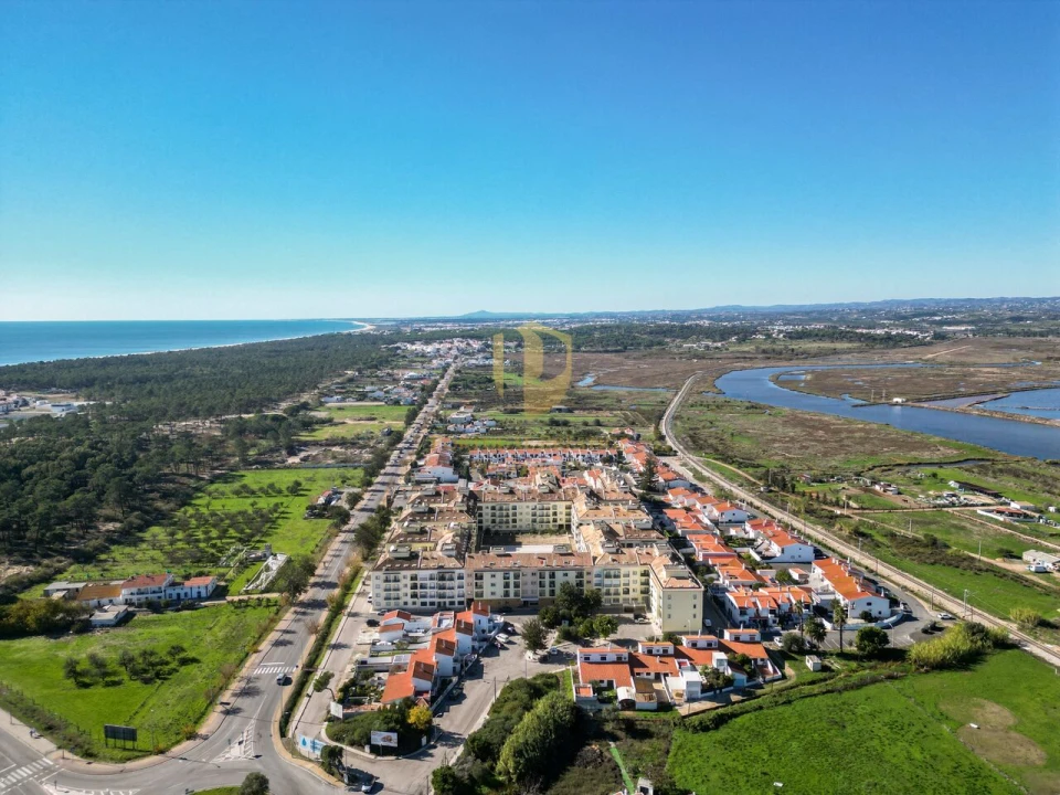 Moradia T4 para Venda em Monte Gordo Foto 23