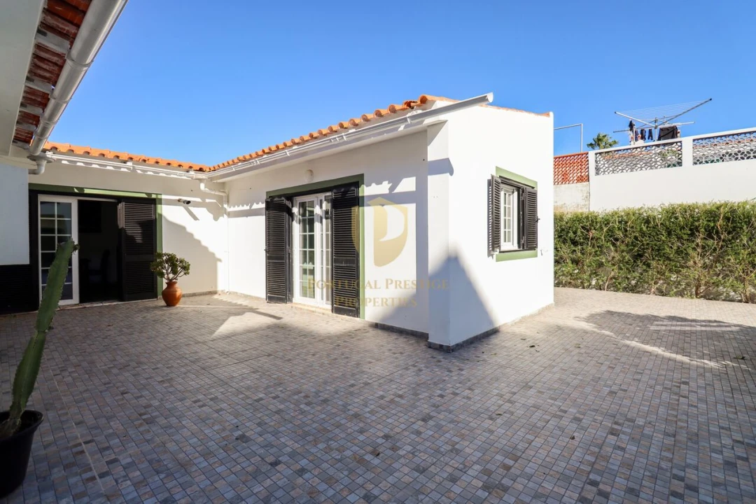 Moradia T4 para Venda em Monte Gordo Foto 15