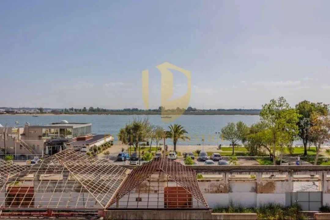 Apartamento T2 para Venda em Vila Real de Santo Antonio Foto 18
