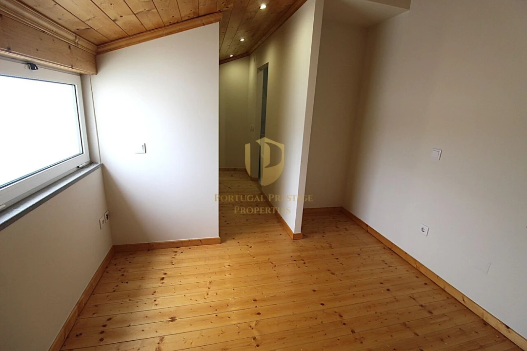 Apartamento T4 para Venda em São Brás de Alportel Foto 44