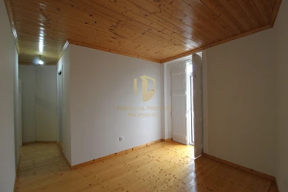 Apartamento T4 para Venda em São Brás de Alportel