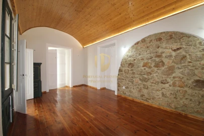 Apartamento T4 para Venda em São Brás de Alportel