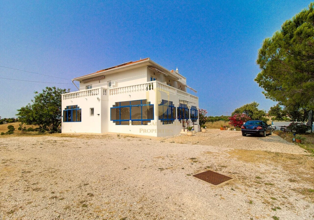 Moradia T6 para Venda em Vila Nova de Cacela Foto 9