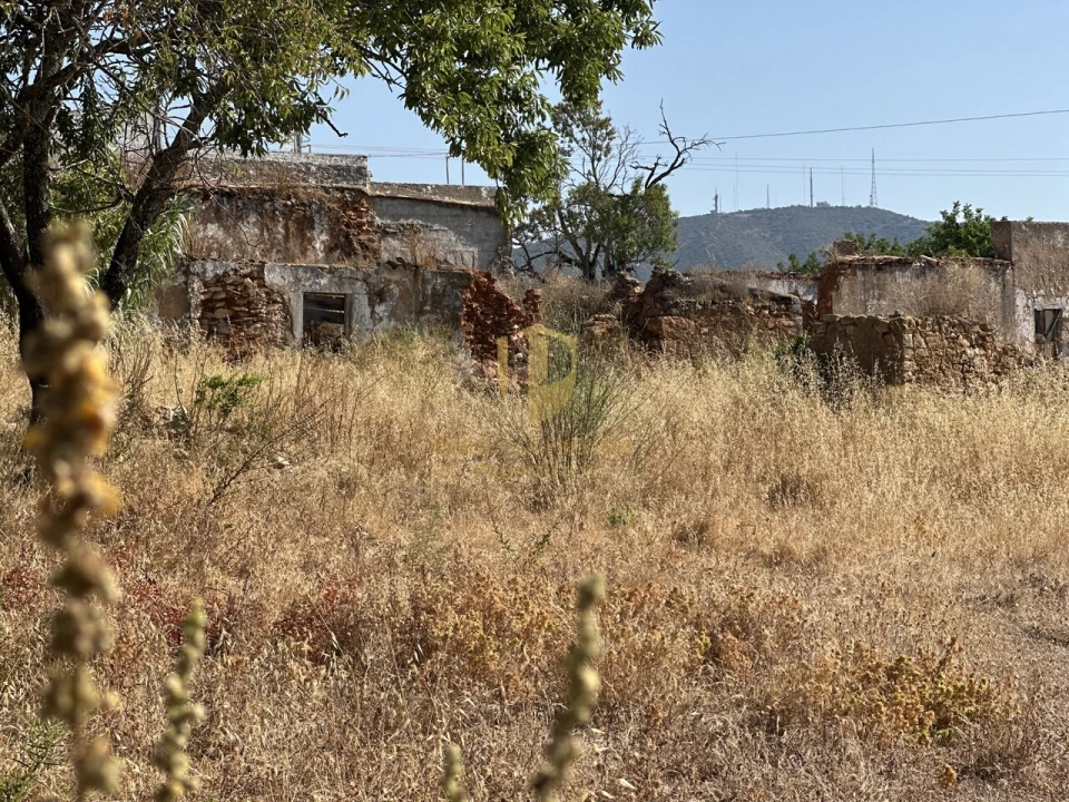 Terreno para Venda em Quelfes Foto 30